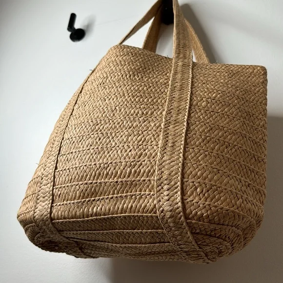 Draper James Woven Shoulder Tote, Medium Size. New! Reese Witherspoon Brand! - Picture 3 of 3